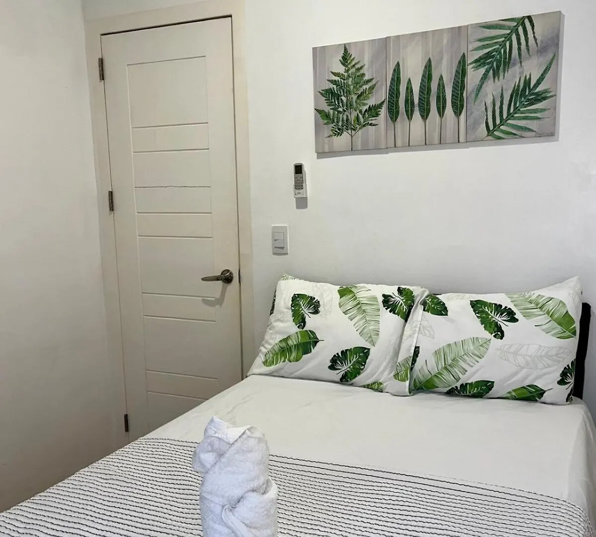 2Br Condo In Ecoland Minutes To Sm City Apartment